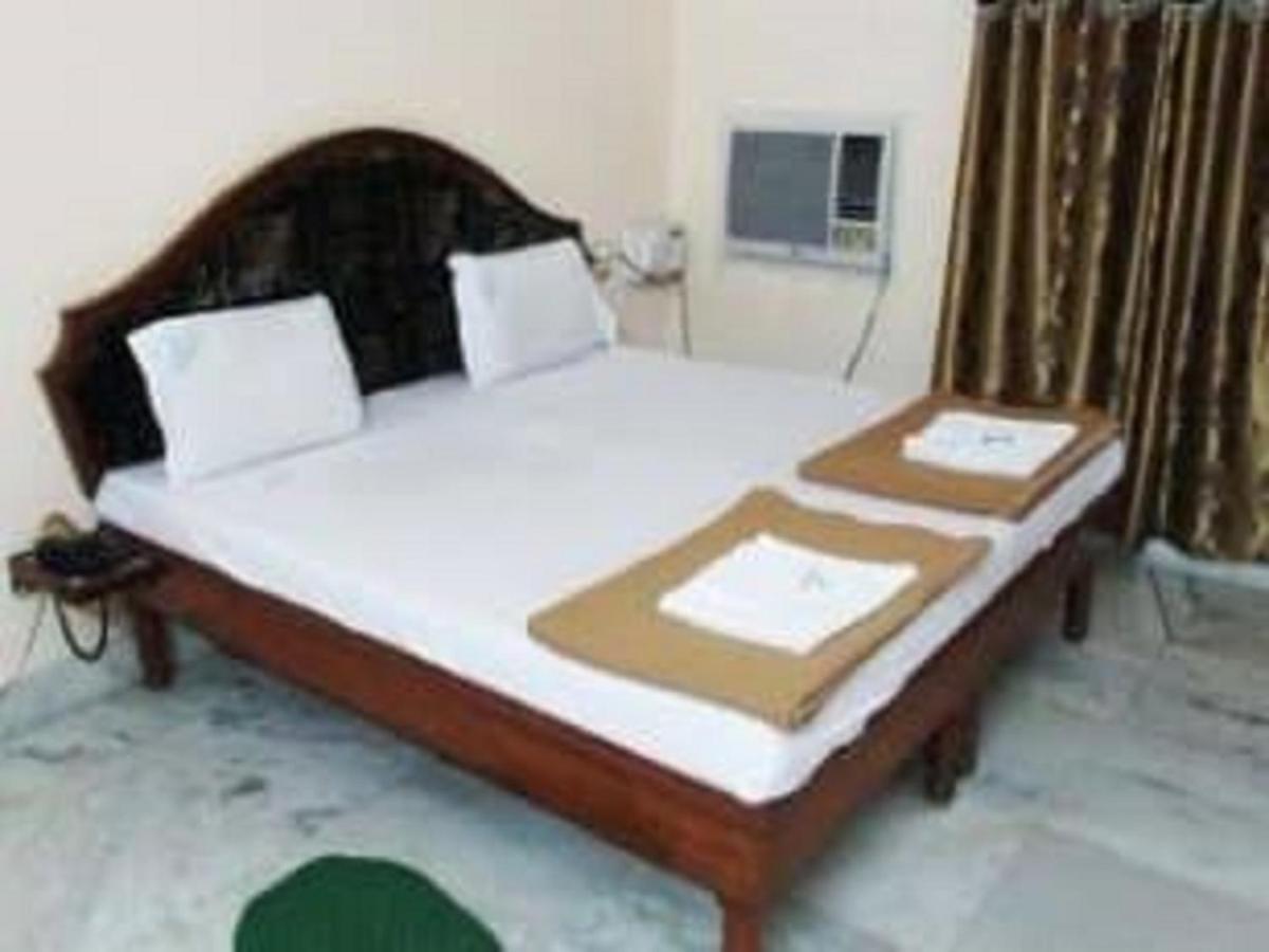 Hotel Geethanjali Residency Bhadrachalam Exterior foto